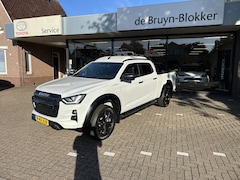 Isuzu D-Max - 1.9 Double Cab verlengd 5-persoons V-Cross Automaat BPM-vrij / 20 december 2024 / meest lu