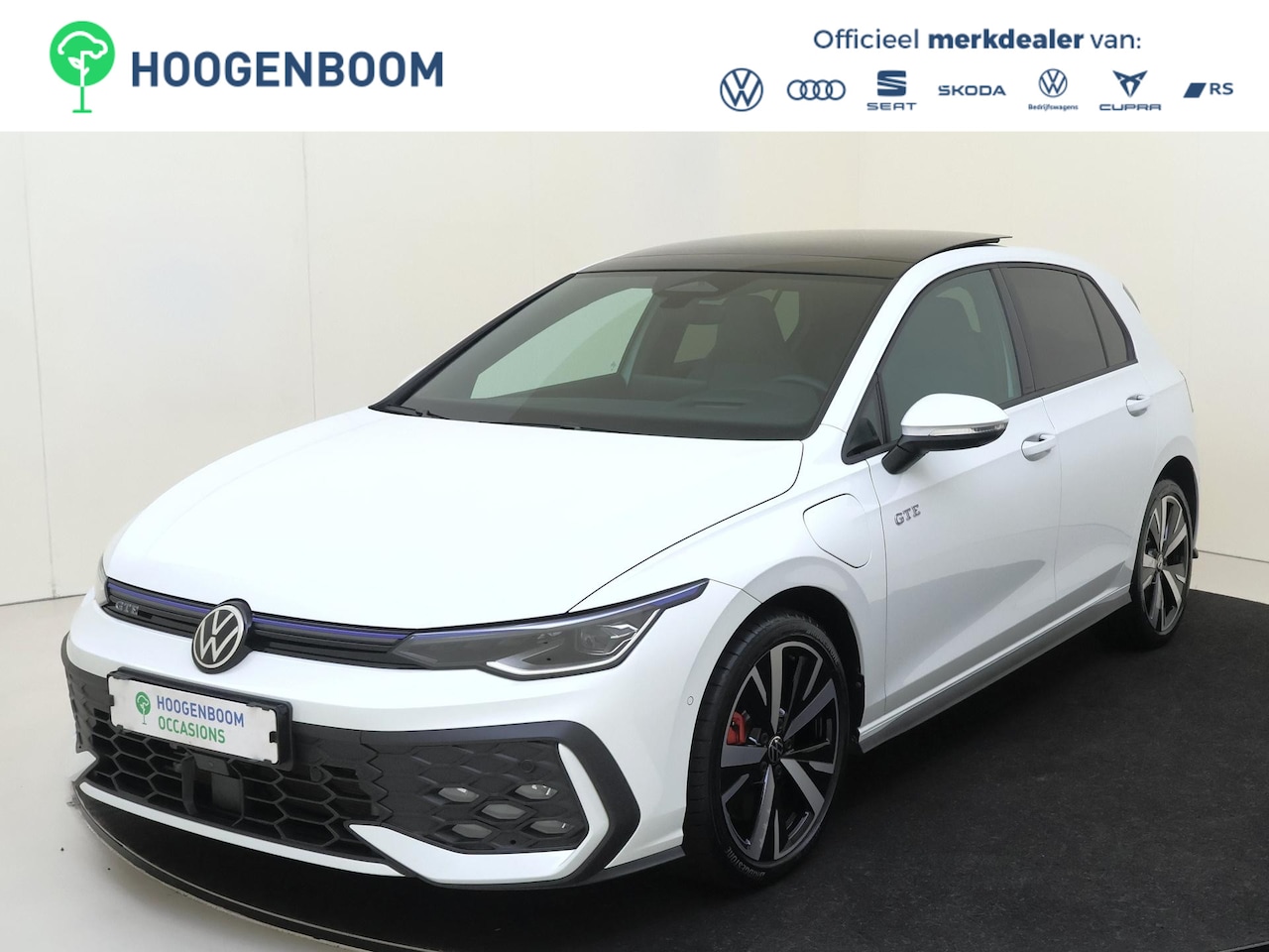 Volkswagen Golf - 1.5 eHybrid GTE | SoH 96% | Panoramadak | Lederen bekleding ‘Vienna’ | Head-up display | A - AutoWereld.nl