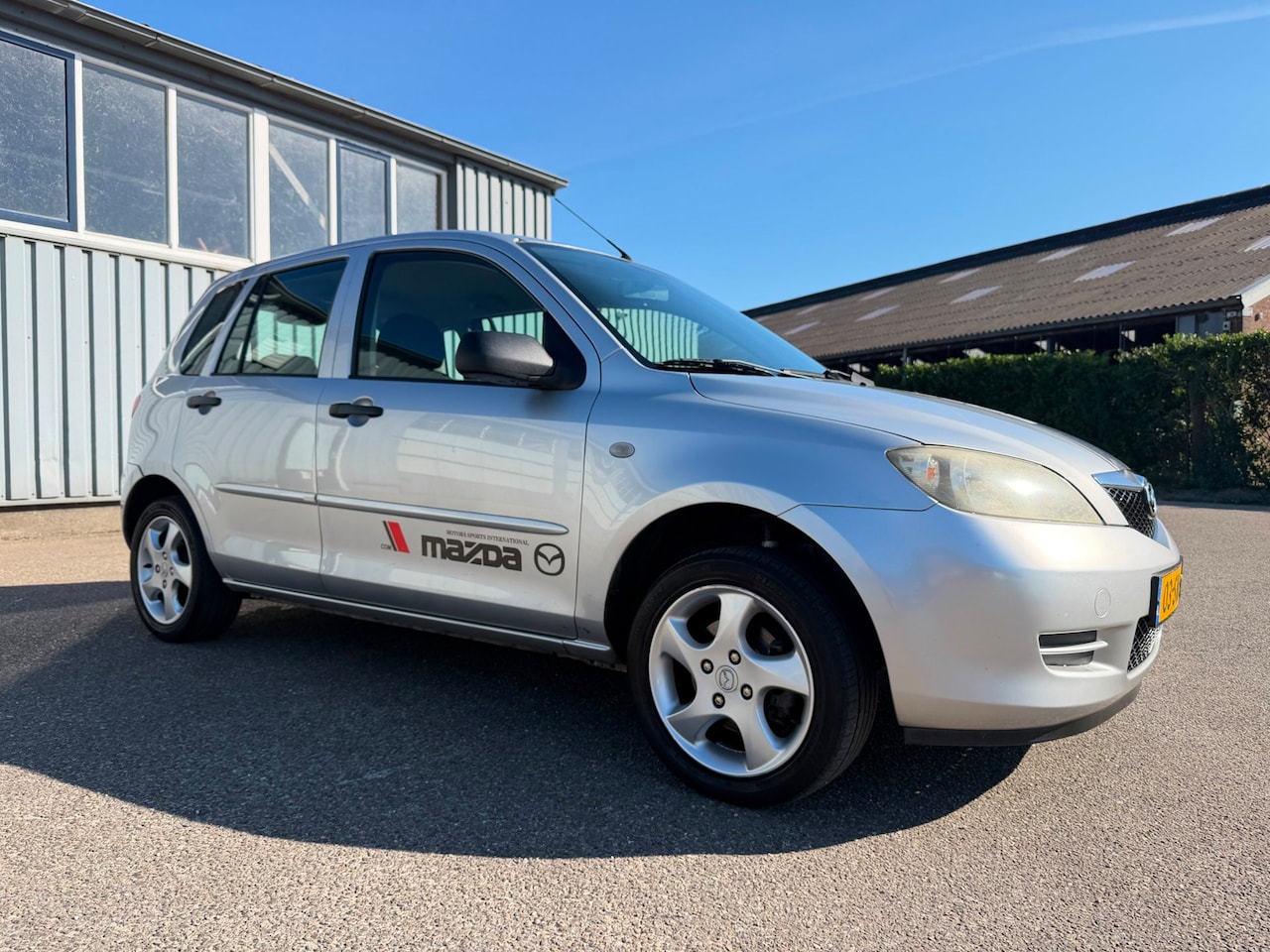 Mazda 2 - 1.4 Exclusive | AIRCO | APK 6/27 | ELEKTRISCHE RAMEN - AutoWereld.nl