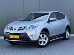 Toyota RAV4 - 2.2 D-4D 4WD Grijs Kenteken - 2e Eigenaar - Camera - Clima - Trekhaak