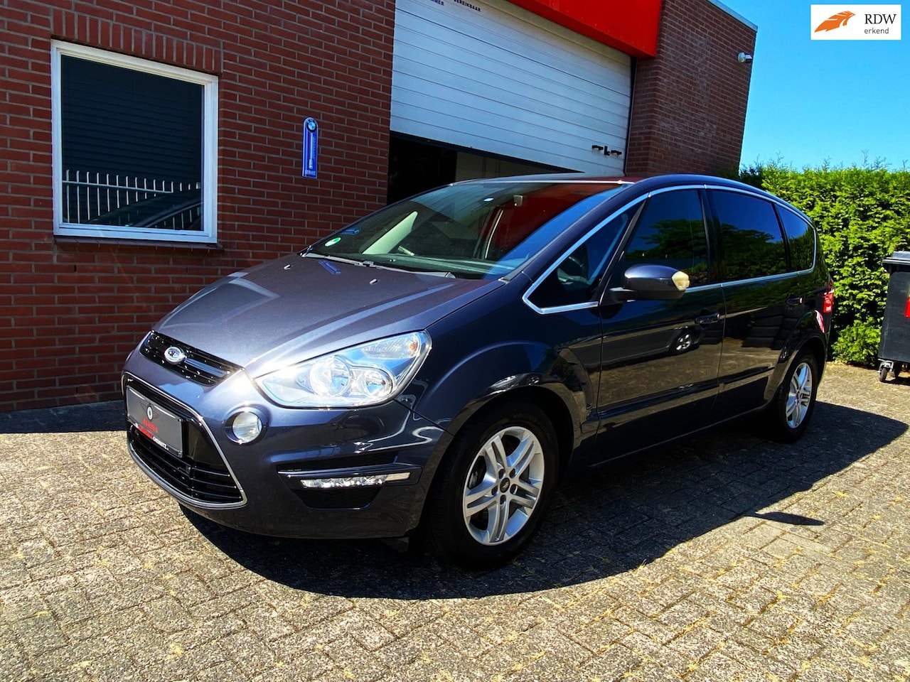 Ford S-Max - 2.0 EcoBoost 203pk Automaat/ 7 zits/PANO/Trekhaak/PDC - AutoWereld.nl