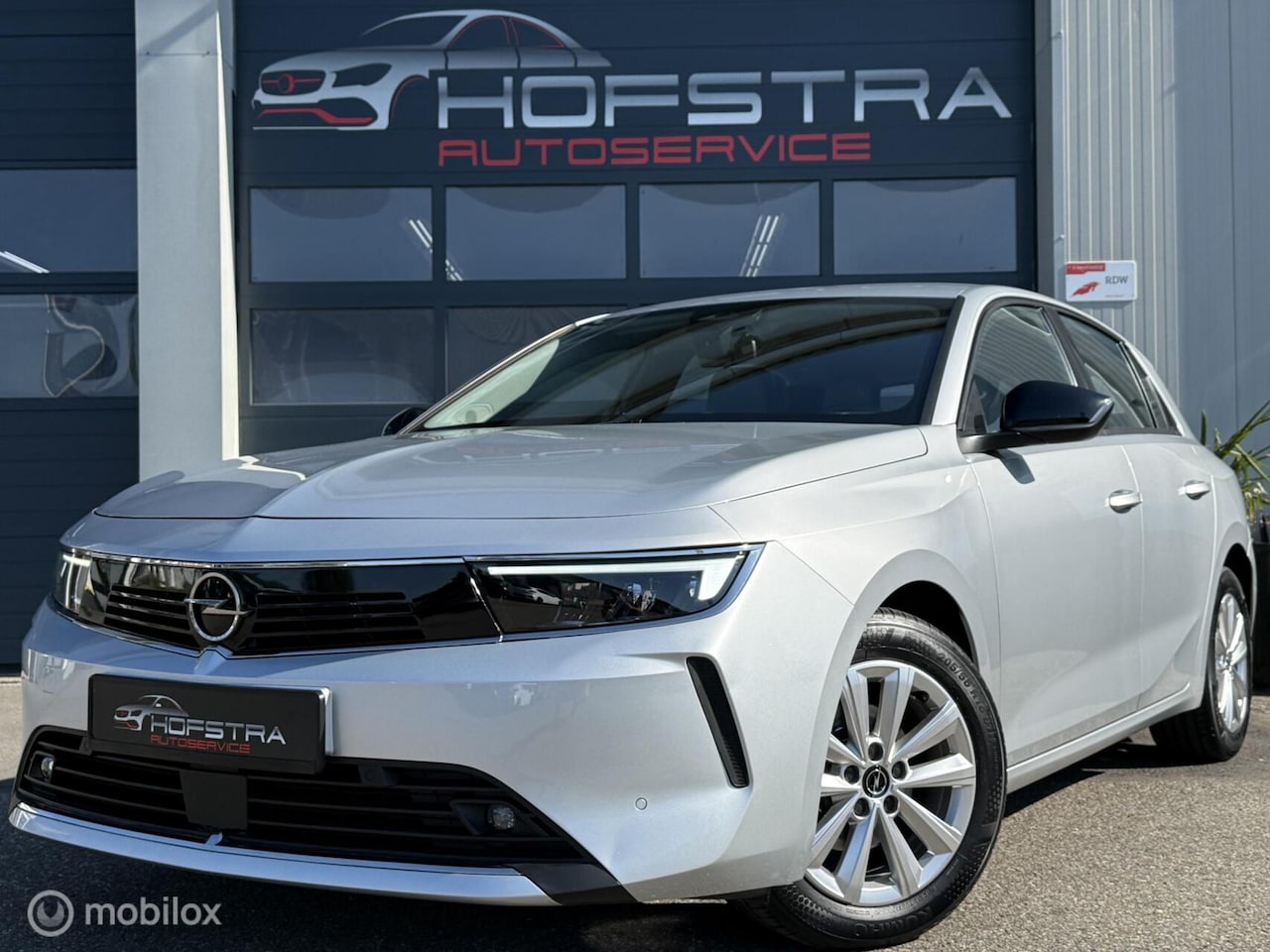 Opel Astra - 1.2 Level 2 CarPlay Full-Led PDC Orig-NL - AutoWereld.nl