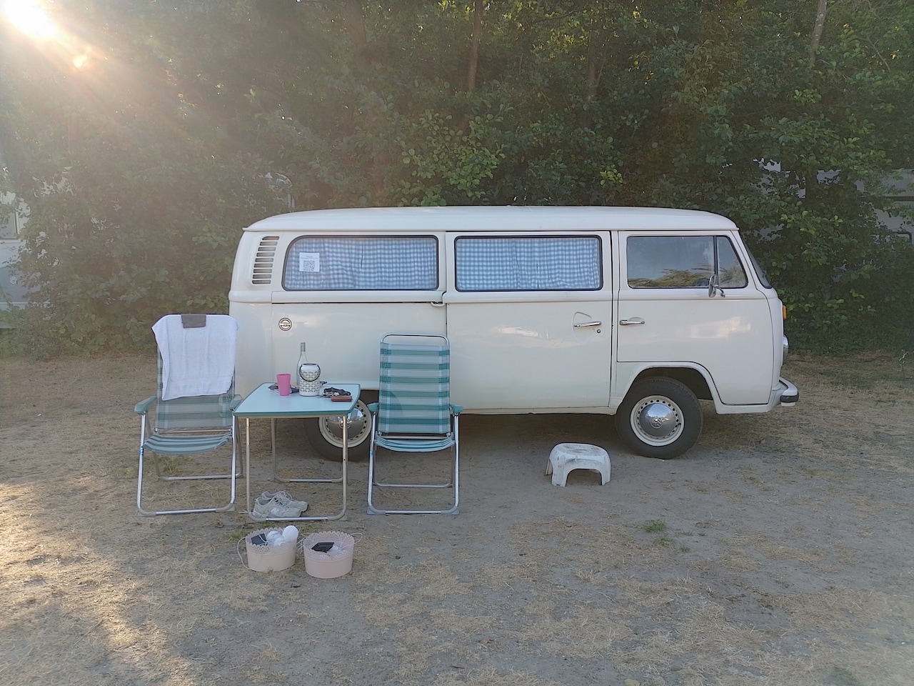 Volkswagen T2 - T2B - AutoWereld.nl