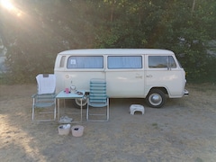 Volkswagen T2 - T2B