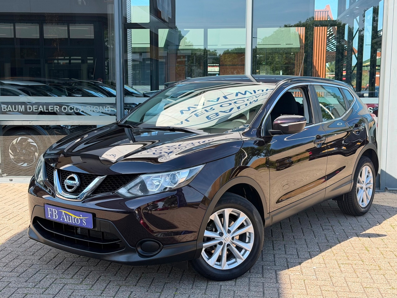 Nissan Qashqai - 1.2 Visia Airco Lmv Trekhaak - AutoWereld.nl
