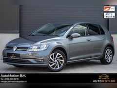 Volkswagen Golf - 1.0 TSI Highline SOUND ACC CARPLAY STOELVERWARMING