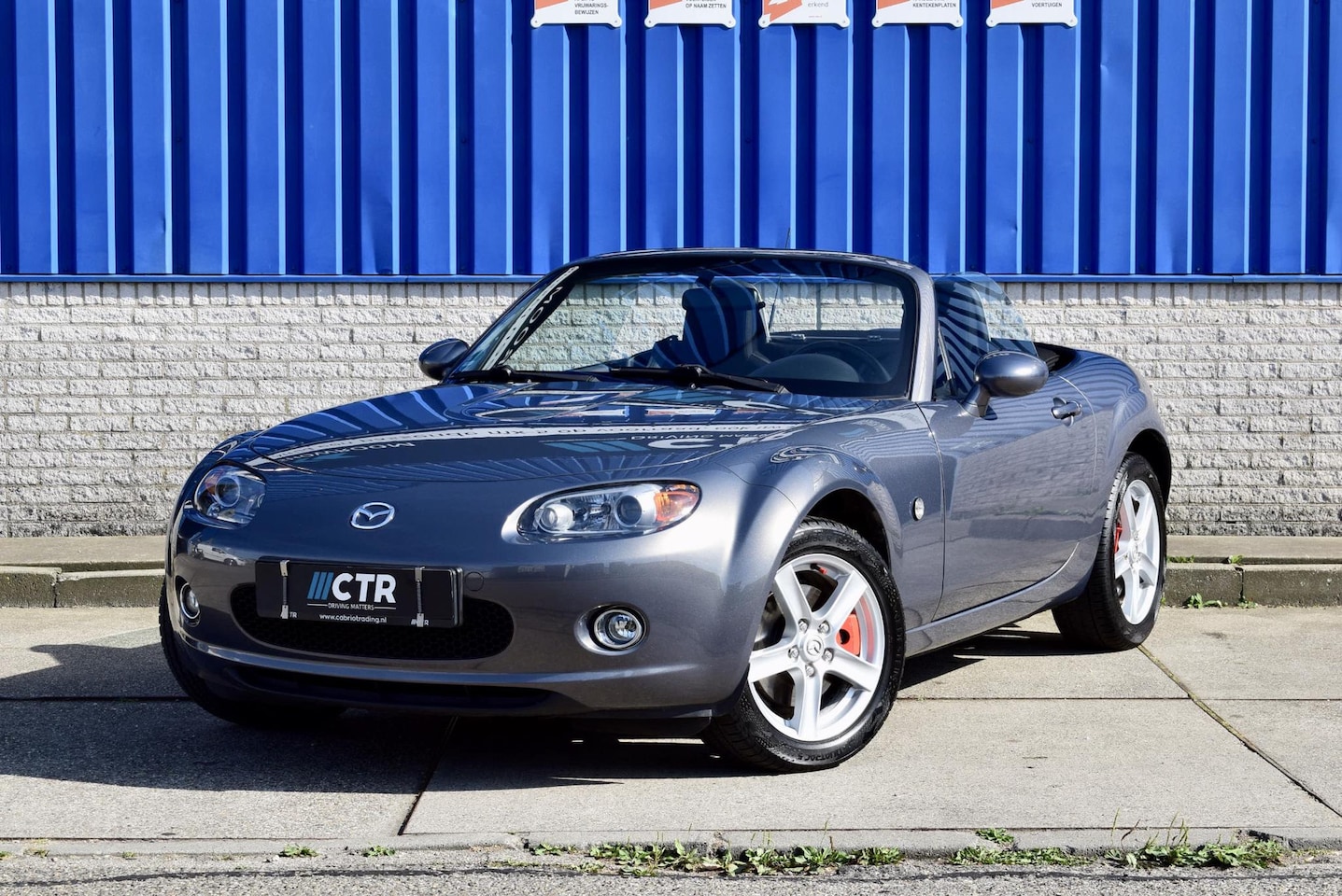 Mazda MX-5 - 1.8 Exclusive Stoelverwarming  Nwe apk hele mooie frisse auto - AutoWereld.nl