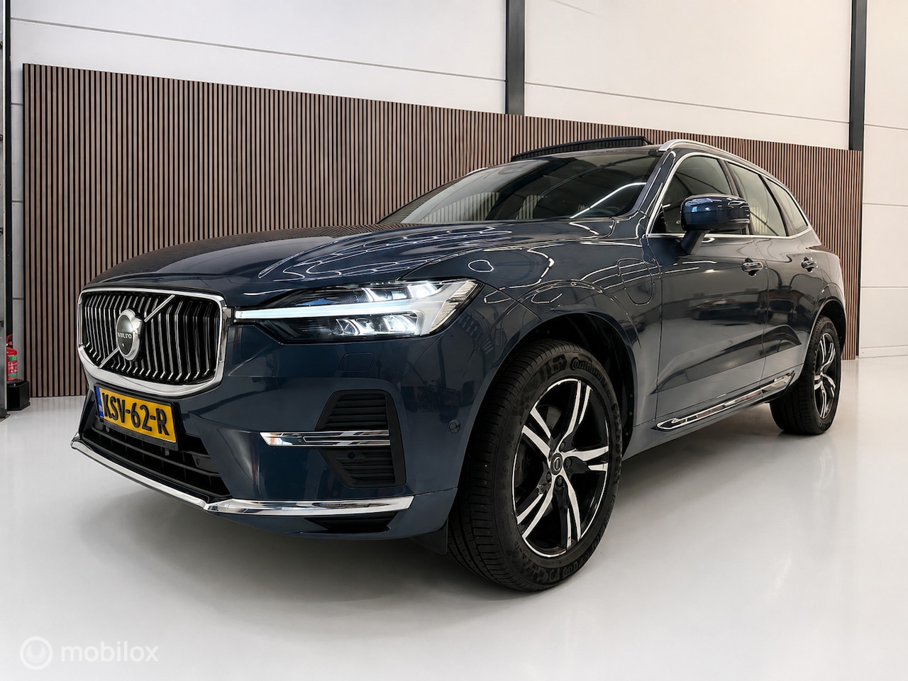 Volvo XC60 - 2.0 T6 Plug-in hybrid AWD Inscription - AutoWereld.nl