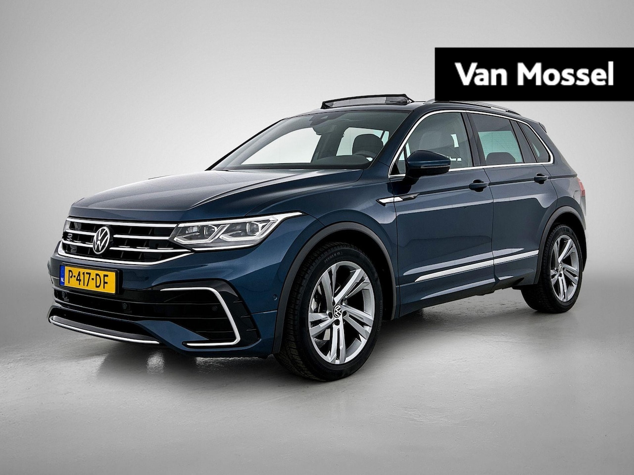 Volkswagen Tiguan - 1.5 TSI R-Line Business+ | Navigatie | Stoelverwarming | Panorama dak | Cruise control | e - AutoWereld.nl