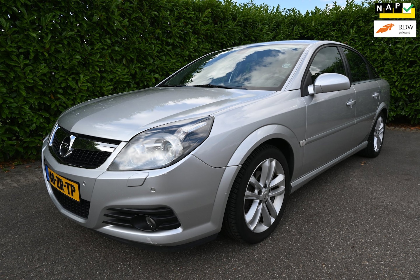 Opel Vectra GTS - 1.8-16V Executive Automaat. Origineel Nederlandse auto met NAP. - AutoWereld.nl