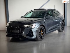 Audi e-tron - S 503pk, RS Zetels, Panodak, ACC, Head Up, Ambienteverlichting