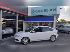 Ford Focus - 1.6 Ghia Koopje Export / Handel Koppeling ????