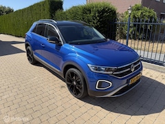 Volkswagen T-Roc - 1.5 TSI Style 27.000 KM AUTOMAAT NIEUWSTAAT