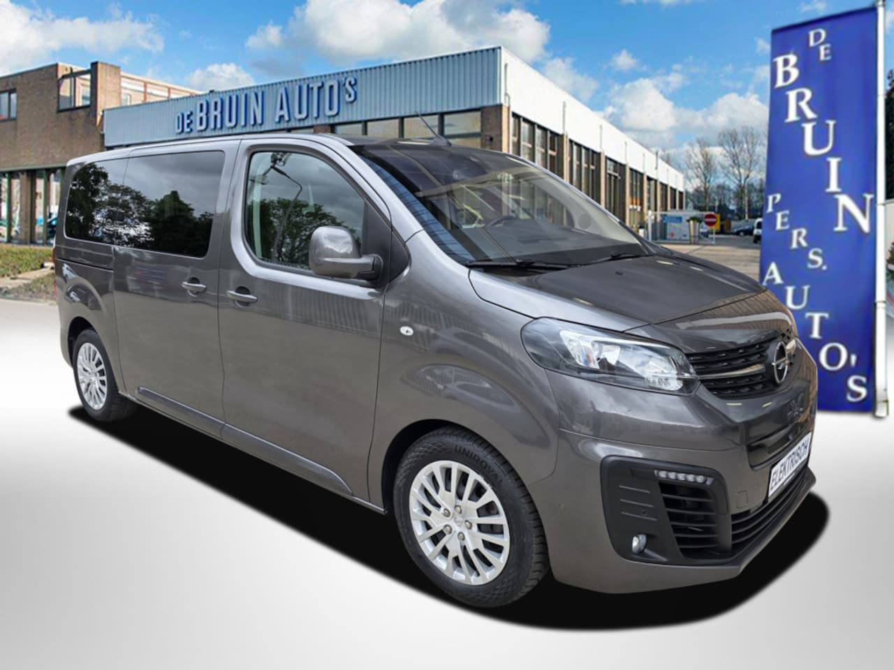 Opel Zafira-e Life - L2 Innovation 50 kWh Links & Rechts schuifdeur Privacy glass Climate control Cruise contro - AutoWereld.nl