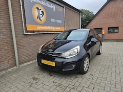 Kia Rio - 1.2 CVVT Super Pack (versnellingsbak defect)