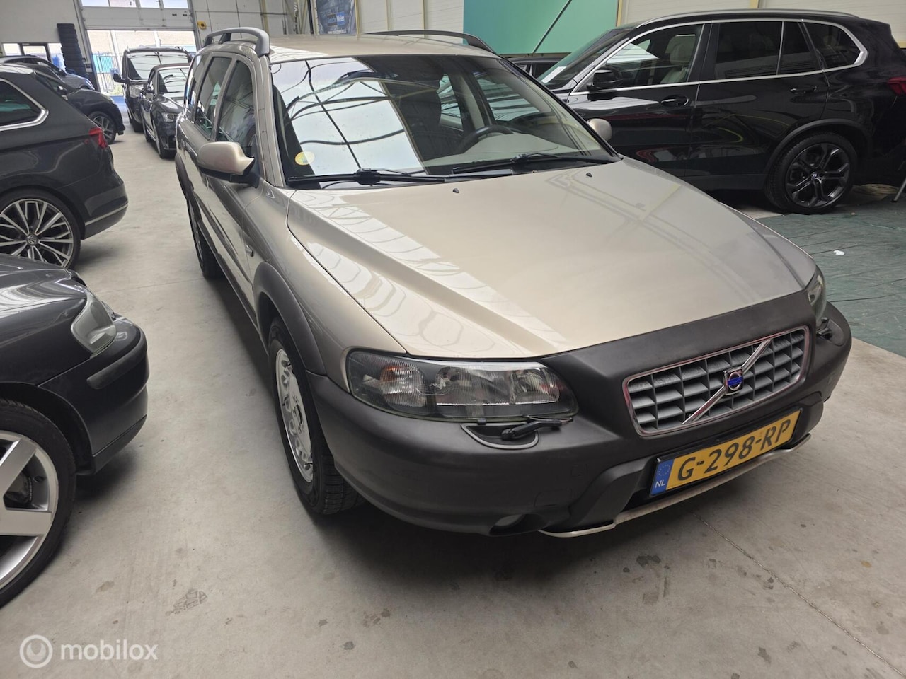 Volvo V70 - 2.4 T AWD Geartronic 2.4 T AWD Geartronic - AutoWereld.nl