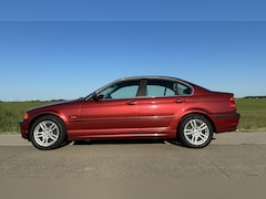 BMW 3-serie - 320i - lage km-stand