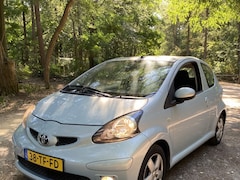 Toyota Aygo - 1.0-12V Sport
