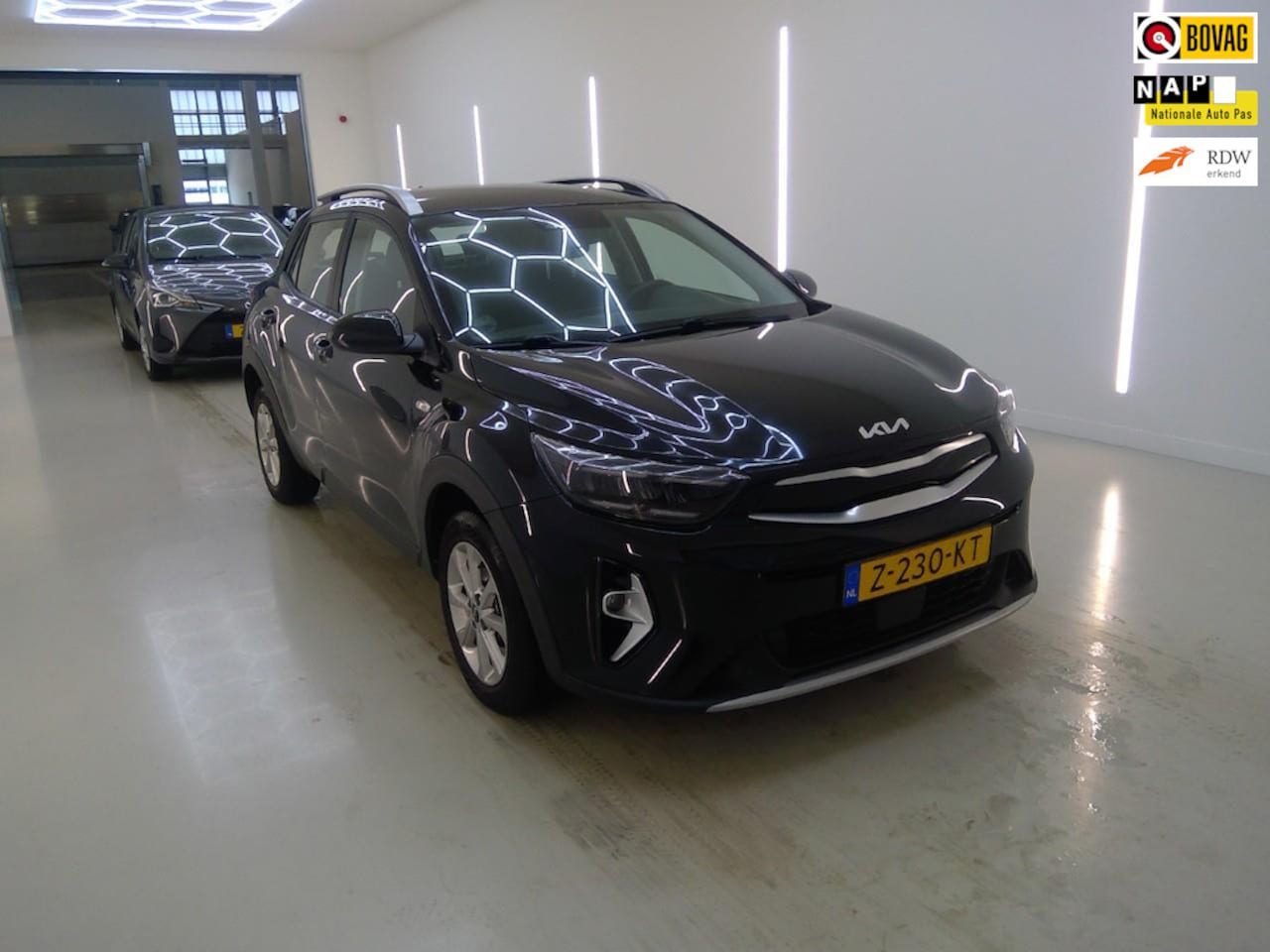 Kia Stonic - 1.0 T-GDi MHEV DynamicLine+Led+Apple-careplay-navi+camera+cruise-adaptive =ORIG/NL= RIJKLA - AutoWereld.nl