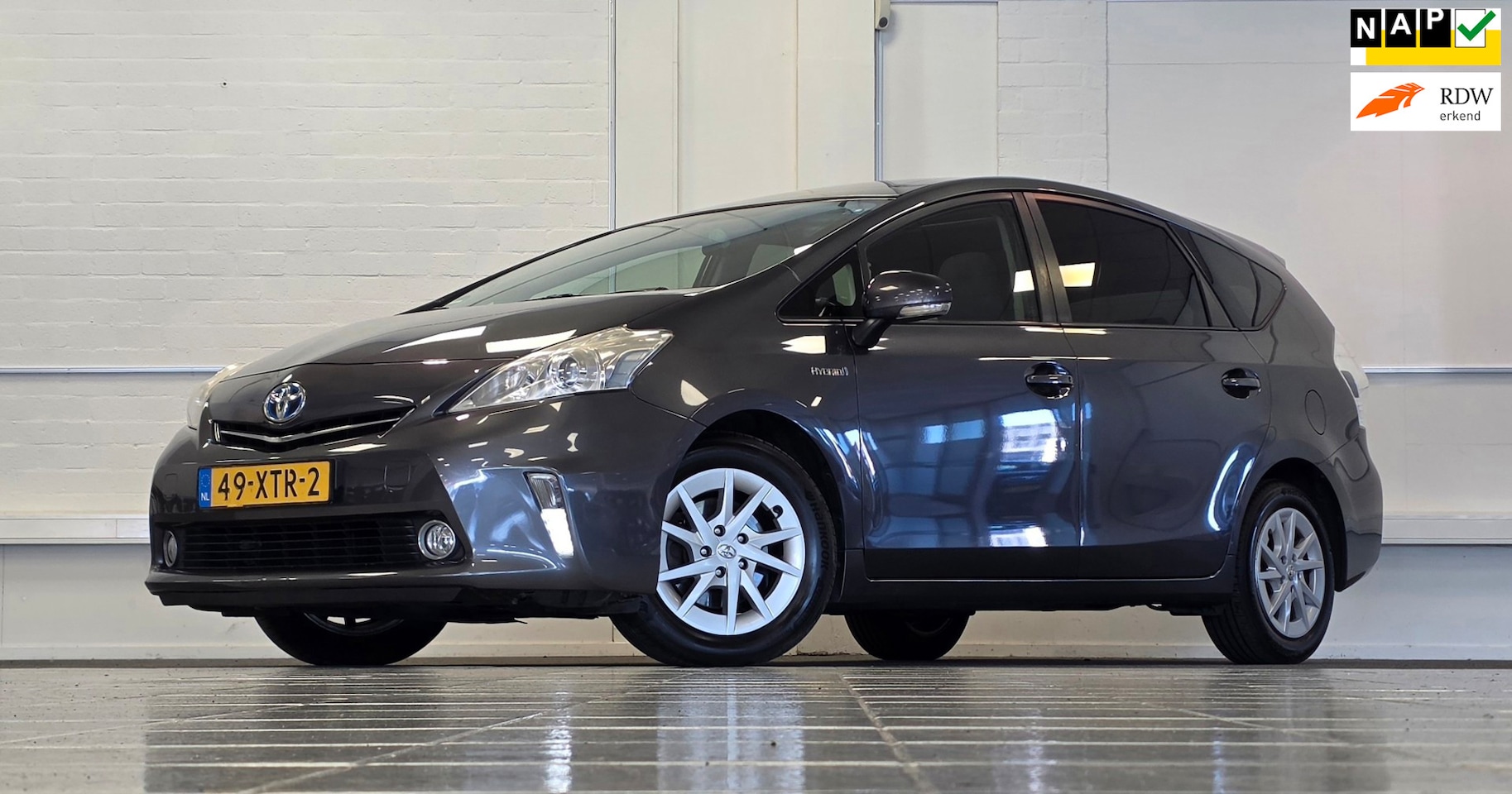 Toyota Prius Wagon - 1.8 Aspiration 96g 100% Onderhouden Panoramadak Navi - AutoWereld.nl