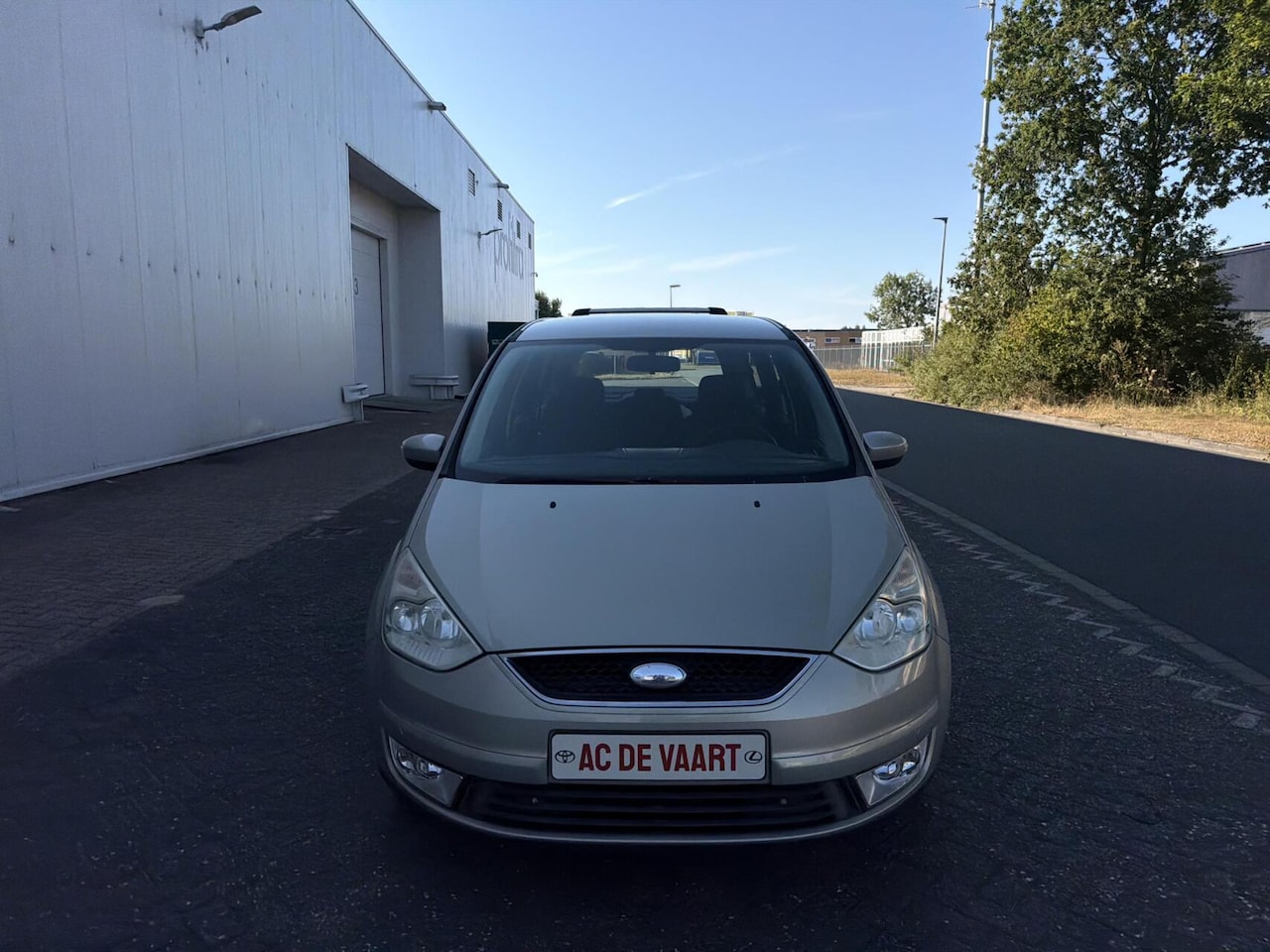 Ford Galaxy - 2.0-16V Trend - 7PEROONS/CLIMA/TREKHAAK/NAP - AutoWereld.nl