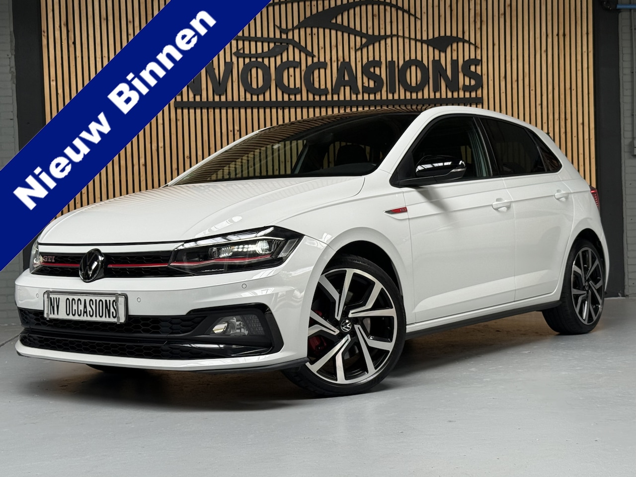 Volkswagen Polo - 2.0 TSI GTI 200PK/VIRTUAL/CRPLY/63DKM/CAMERA/STOELVW/ACC/LED! - AutoWereld.nl