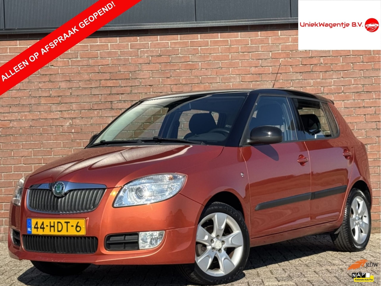 Skoda Fabia - 1.4-16V SPORT | NL-AUTO! | 1E EIGENAAR! - AutoWereld.nl