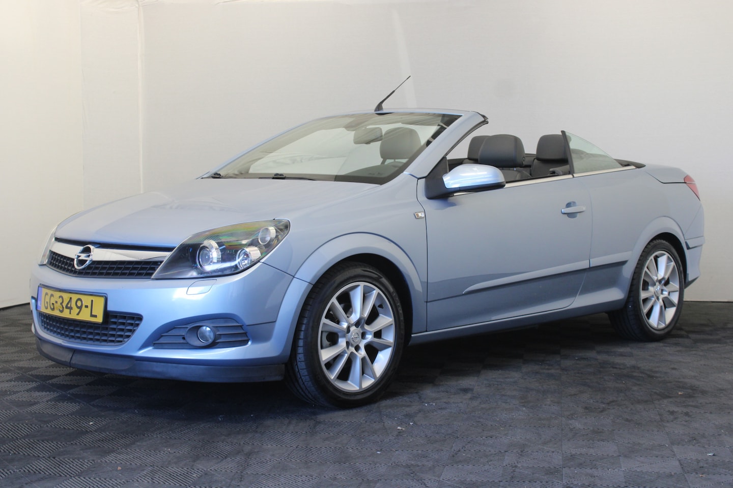 Opel Astra TwinTop - 1.6 Cosmo 1.6 Cosmo - AutoWereld.nl