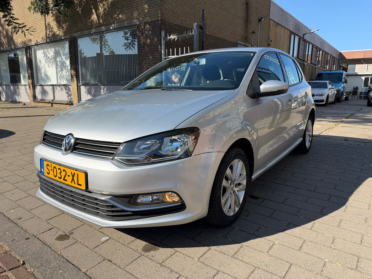 Volkswagen Polo - 1.2 TSI Comfortline Business R AUTOMAAT/AIRCO - AutoWereld.nl