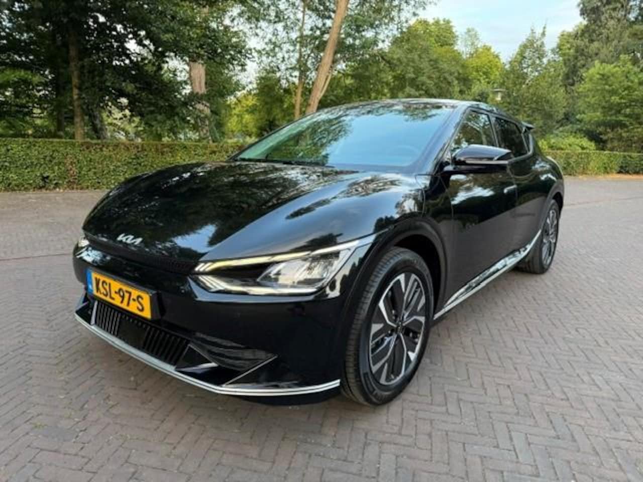 Kia EV6 - Plus 77,4kWh SOH 100%/Leer/Acruise/Camera/Fabrieksgarantie - AutoWereld.nl