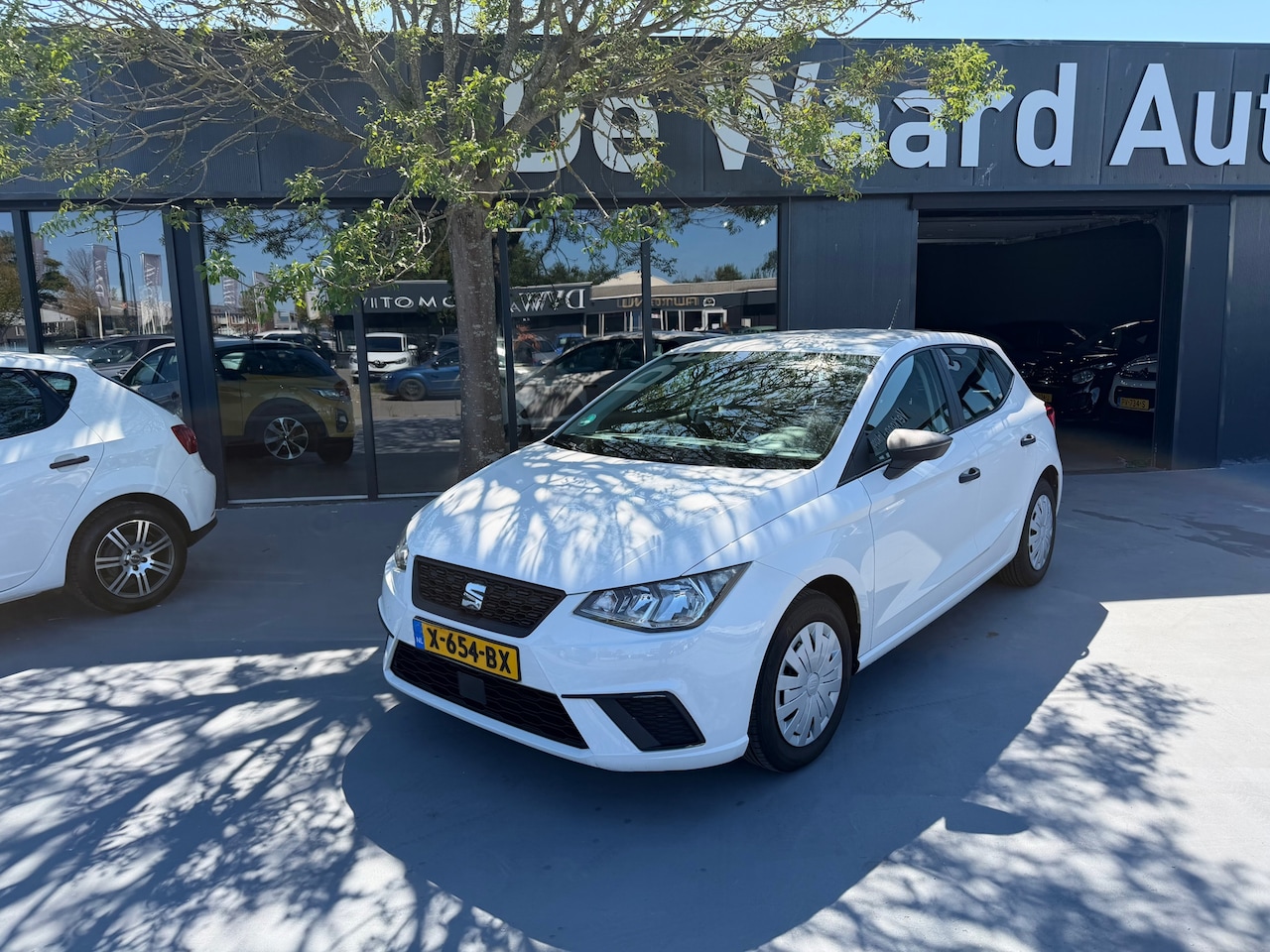 SEAT Ibiza - 1.0 MPI Reference/ airco/cruise/Apple carplay/ 12 maanden garantie. - AutoWereld.nl