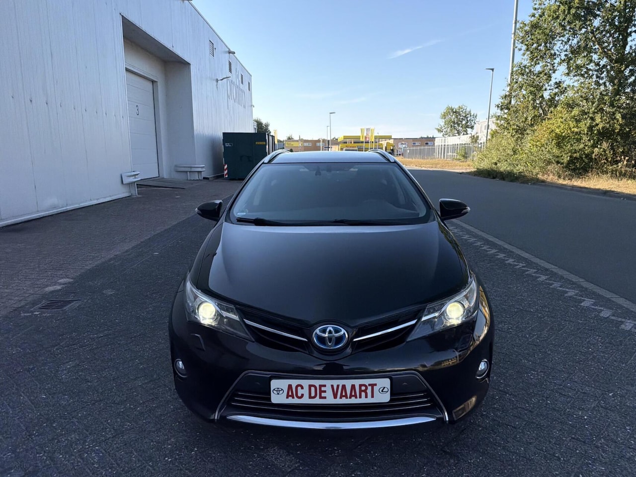 Toyota Auris - 1.8 Hybrid Executive - NAVI/PANODAK/CAMERA/NAP - AutoWereld.nl