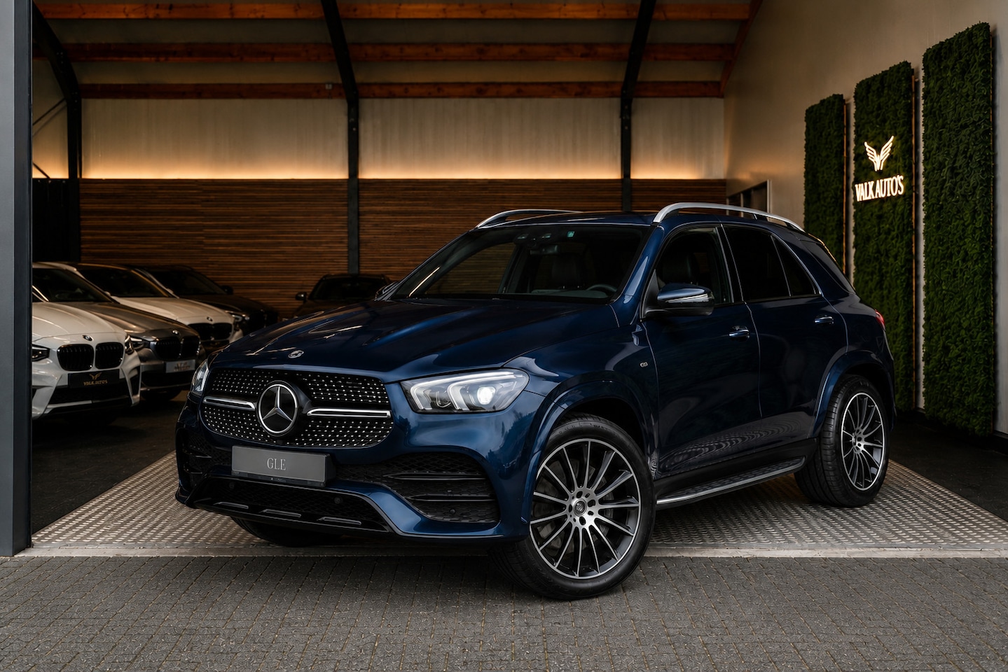 Mercedes-Benz GLE-Klasse - 350 e 4MATIC AMG - Distronic+ - Massage - Garagedeuropener - Verwarmde Bekerhouder - Stoel - AutoWereld.nl