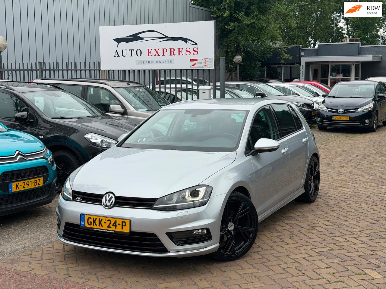 Volkswagen Golf - 1.4 TSI Comfortline Aut/Navi/Stoelverwarming/Cruise/Xzenon/Volledig onderhoud/6 Maanden Ga - AutoWereld.nl