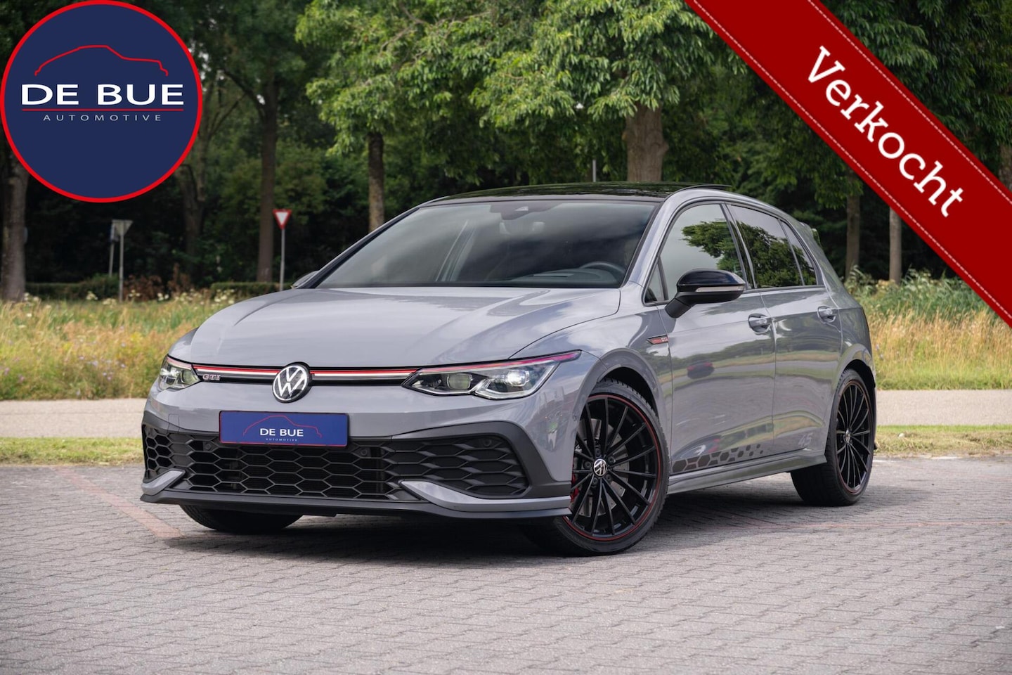Volkswagen Golf - 2.0 GTI 301PK Clubsport 45 Jahre|Akrapovic|Panoramadak|HUD|IQ-Light|Nardo/Moonstone Grey|D - AutoWereld.nl