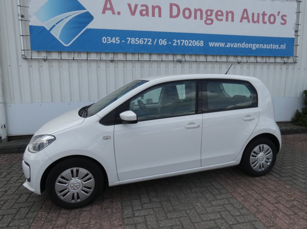 Volkswagen Up! - 1.0 move up! BlueMotion 1.0 MOVE UP! BLUEMOTION,Airco,Cruise,Navi,PDC - AutoWereld.nl