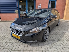 Volvo V40 - 2.0 T2 KINETIC, Airco, Cruise, Achteruitrij camera