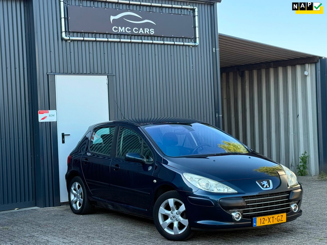 Peugeot 307 - 1.6-16V Premium 2E EIGENAAR!! RIJDT&SCHAKELT PERFECT!! - AutoWereld.nl