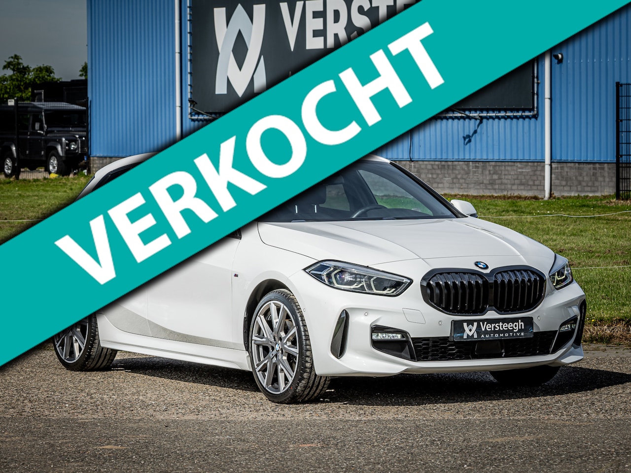 BMW 1-serie - 118i High Executive M-sport |Panoramadak|Dealeronderhouden - AutoWereld.nl