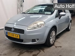 Fiat Grande Punto - 1.4 Dynamic | Airco | Cruise Control | LMV | Elekt. Ramen | Trekhaak | APK tot 15-04-2027