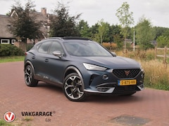 CUPRA Formentor - 1.4 e-Hybrid VZ Black Edition | Panoramadak | Trekhaak | Camera | Sfeerverlichting | Leer