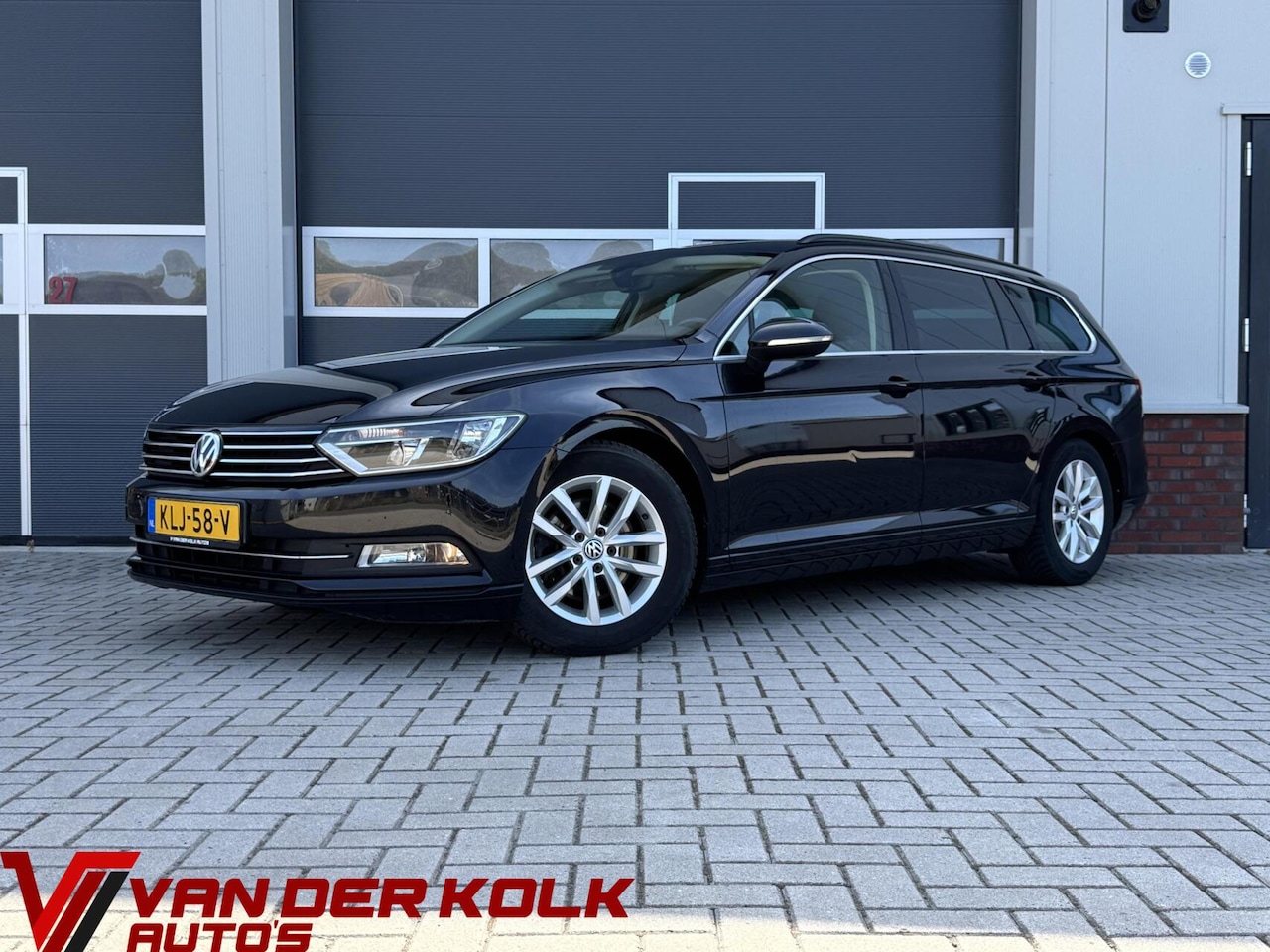 Volkswagen Passat Variant - 1.4 TSI ACT Comfortline | CarPlay | Adaptive Cruise | Navigatie | Climate | Stoelverwarmin - AutoWereld.nl