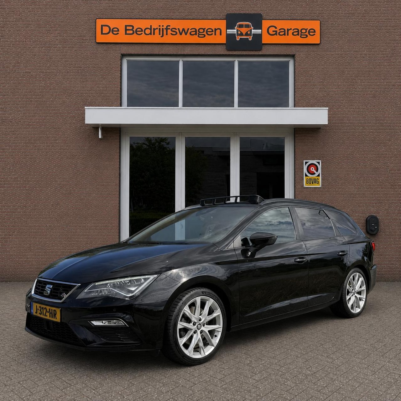 SEAT Leon ST - 1.8 TSI FR Business Intense | DSG Automaat | Afneembare trekhaak | Achteruitrijcamera | Ap - AutoWereld.nl