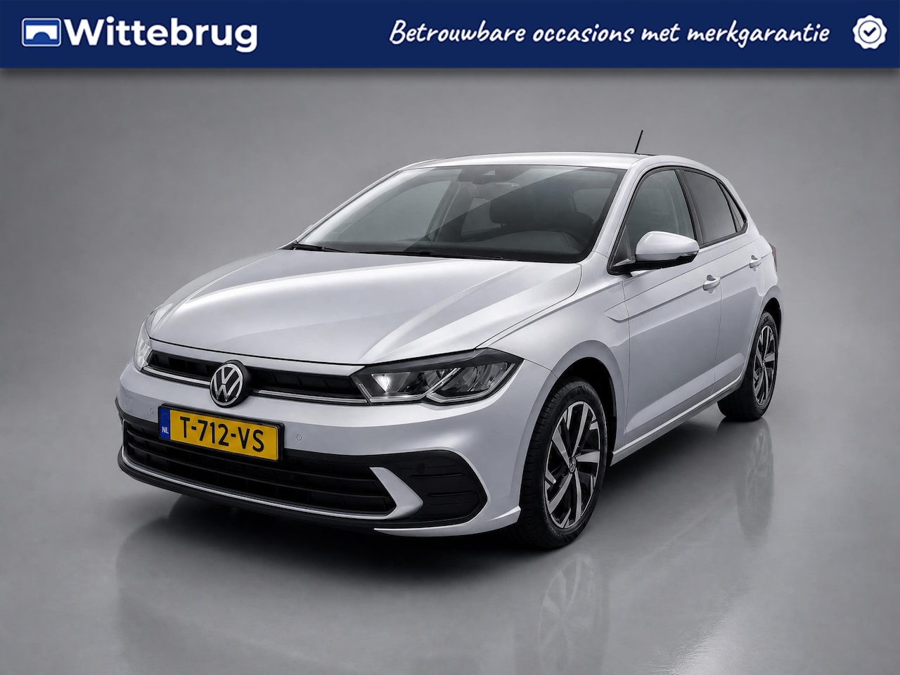Volkswagen Polo - 1.0 TSI Life / Navigatie / App connect / Parkeersensoren V+A / Lichtmetaal 16 inch / ** - AutoWereld.nl