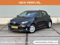Toyota Yaris - 1.5 Hybrid Comfort nieuwe apk