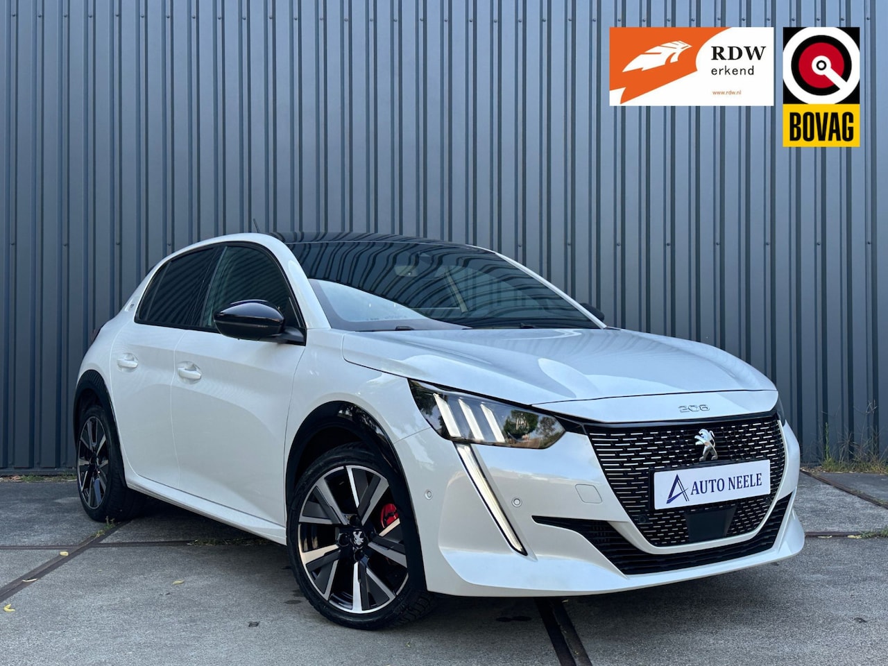Peugeot 208 - 1.2 130 pk GT Trekhaak, Dodehoek, Carplay - AutoWereld.nl
