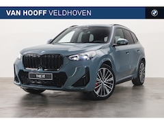 BMW X1 - xDrive25e M Sport Automaat / Panoramadak / Trekhaak / Adaptieve LED / Sportstoelen / M Ada
