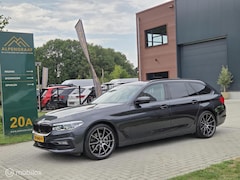 BMW 5-serie Touring - 520i High Executive |Leder|Camera|Trekhaak|