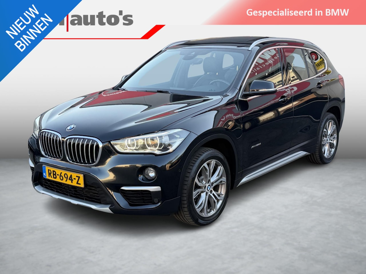 BMW X1 - xDrive20i High Exec. NL Auto Leder|HUD|Pano|Trekh - AutoWereld.nl