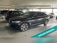 BMW 3-serie Gran Turismo - 320i High Exe Automaat 184pk Clima Leder Navi Schuifdak Xenon